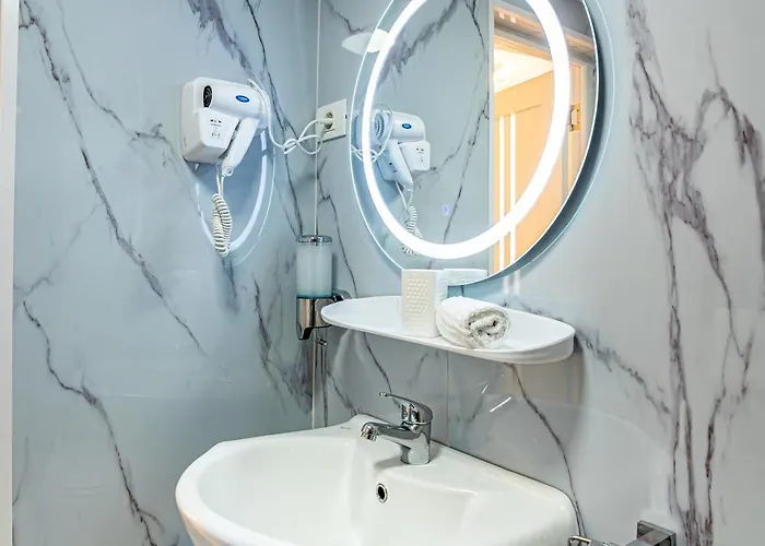 Iancu Jianu Premium Apartman *