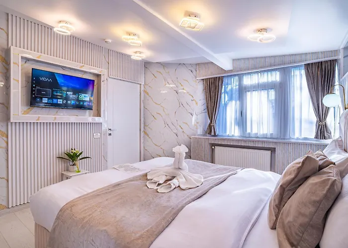 Iancu Jianu Premium Apartman *